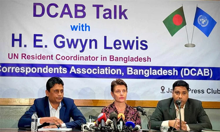নির্বাচন কবে হবে সিদ্ধান্ত নেবে বাংলাদেশের জনগণ : গোয়েন লুইস